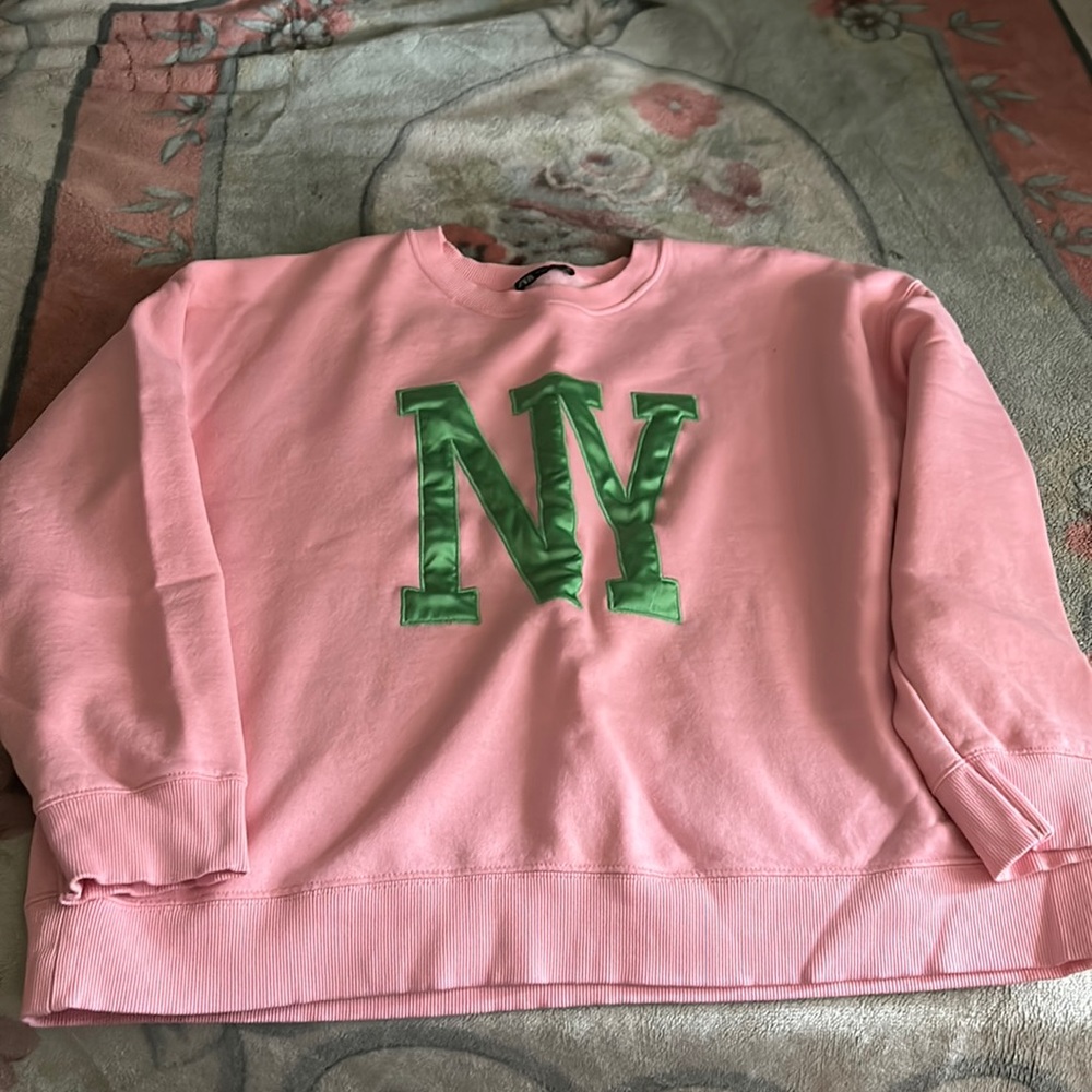 Zara sweatshirt